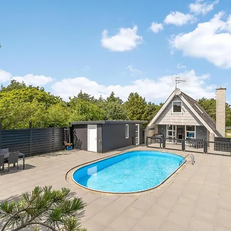 펜션 Awesome Home In Vestervig With Sauna